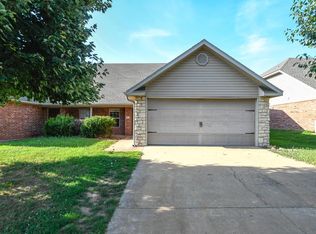 2904 SW Windrift Ave #1, Bentonville, AR 72713