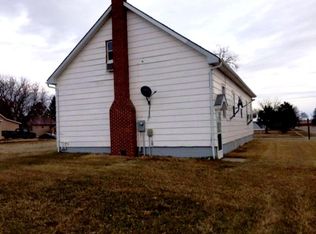 914 7th St, Eureka, SD 57437