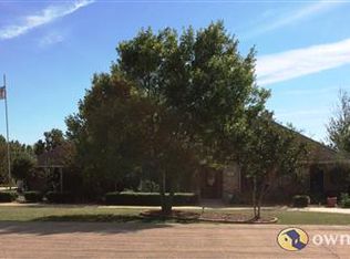 2220 Cottonwood Ct, Midlothian, TX 76065