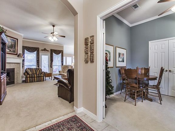 5th image of 5832 Sugar Maple Dr