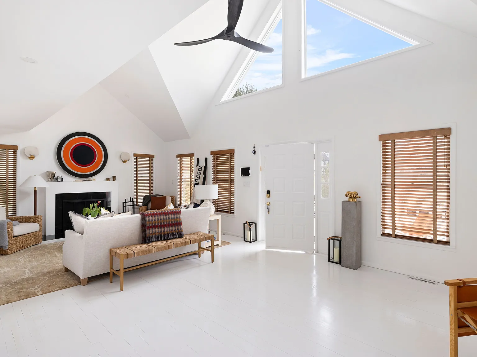 Chic Serenity In Sagaponack — Photo 2