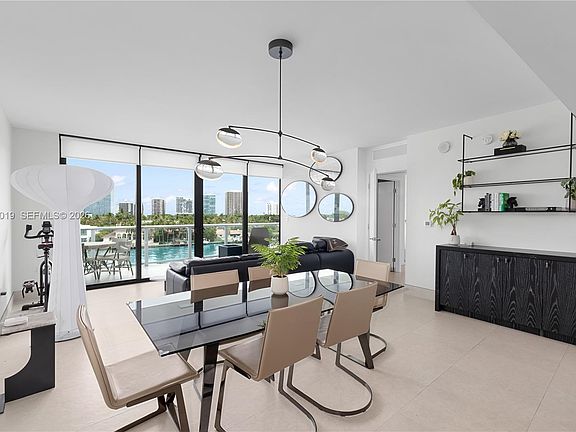 4th image of 10201 E Bay Harbor Dr APT 507
