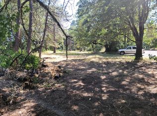 River North Rd #3300, Gold Hill, OR 97525