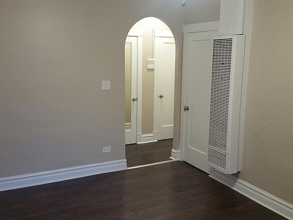 5th image of 6834 W Windsor Ave #D4