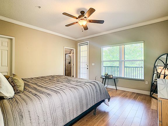 4th image of 651 Pensacola Ln