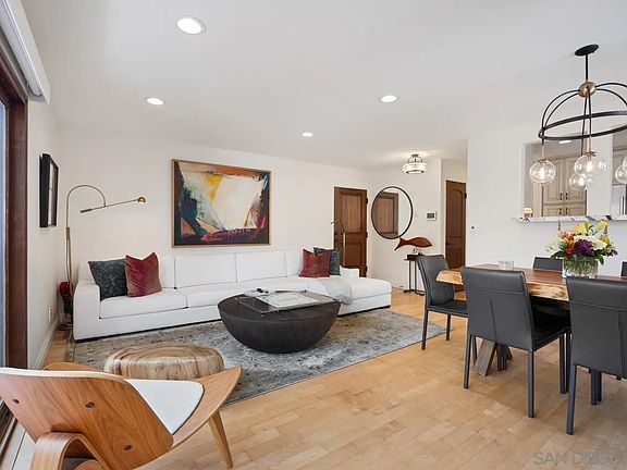 5th image of 410 Pearl St APT 2B