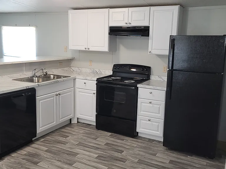 211 Pine Bluff Rd #223 — Photo 3