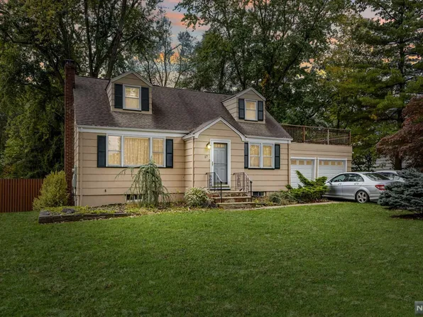 17 Eagle Rock Ave, Roseland, NJ 07068