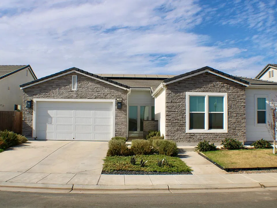 780 S Traverse Dr