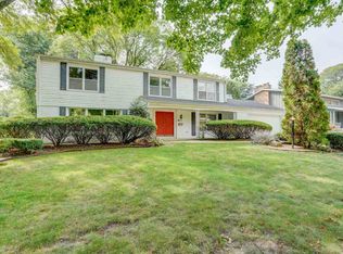6325 Landfall Dr, Madison, WI 53705