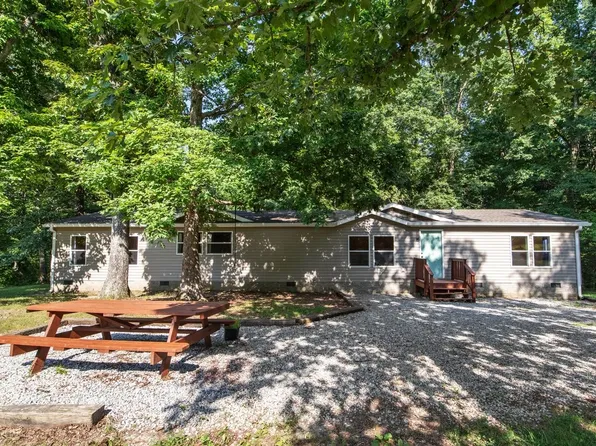 1338 S Bear Creek Rd, Dickson, TN 37055