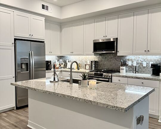 4th image of 26976 Prospector Rd #203