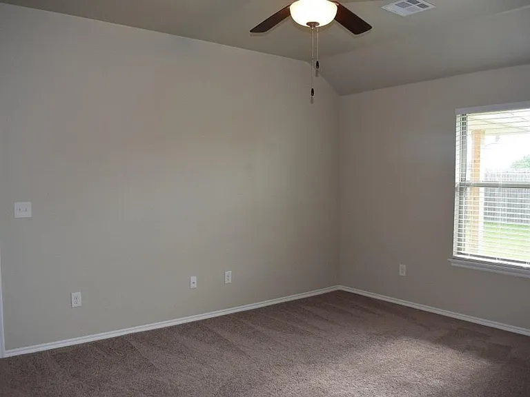 4704 River Mesa Dr — Photo 7