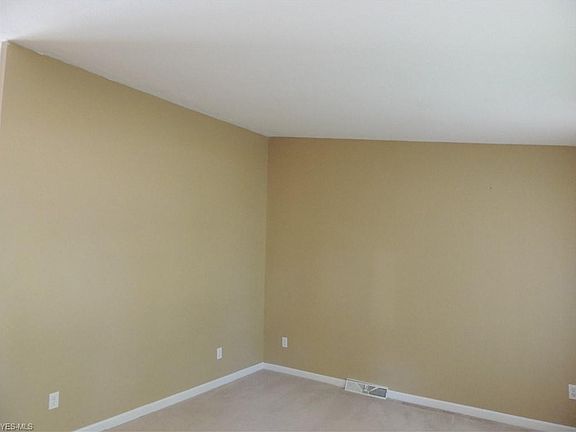 4th image of 5821 Joanne Ct
