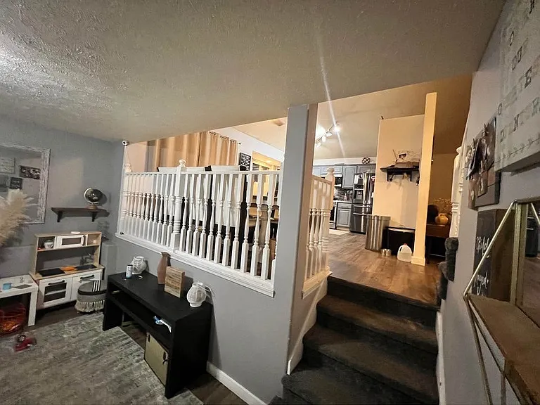 1116 S Drummond Rd — Photo 14