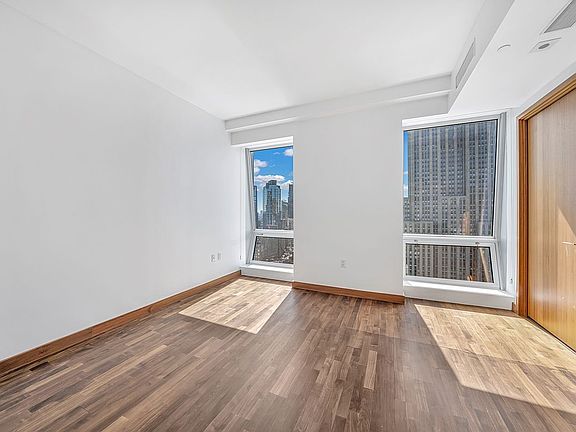 3rd image of 400 5th Ave APT 32H