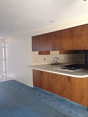 4th image of 7316 NE 16th Ave APT 4