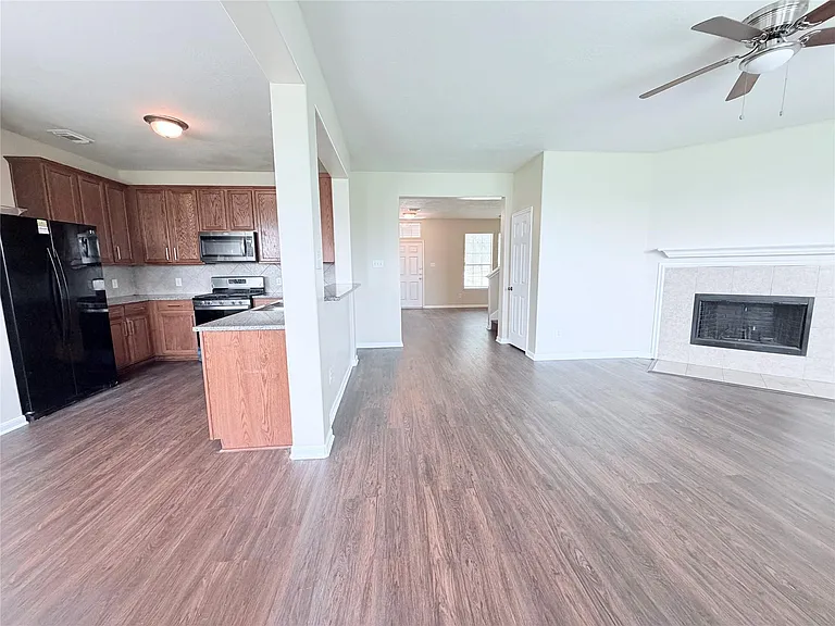 7403 Bering Landing Dr — Photo 29