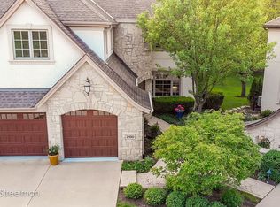 2150 Lillian Ln, Lisle, IL 60532