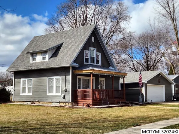 403 3rd St N, Rockwell, IA 50469