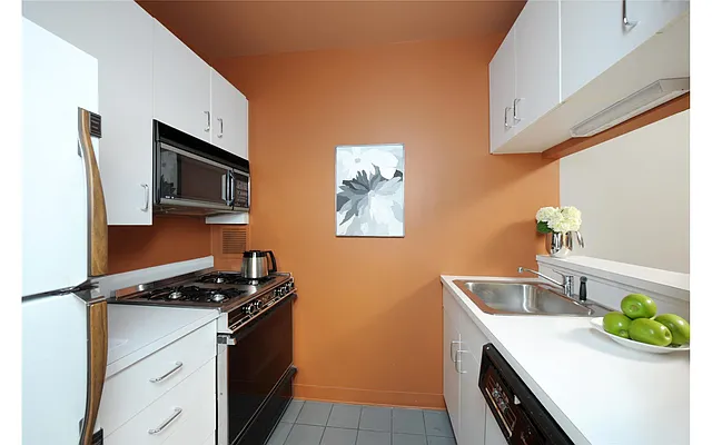 Sold by Douglas Elliman | media 17
