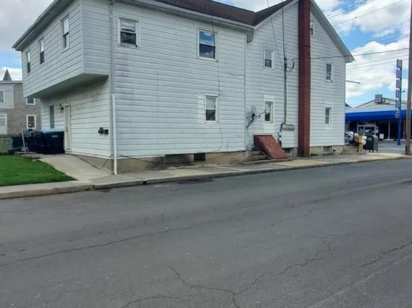 129 W Main St, Palmyra, PA 17078