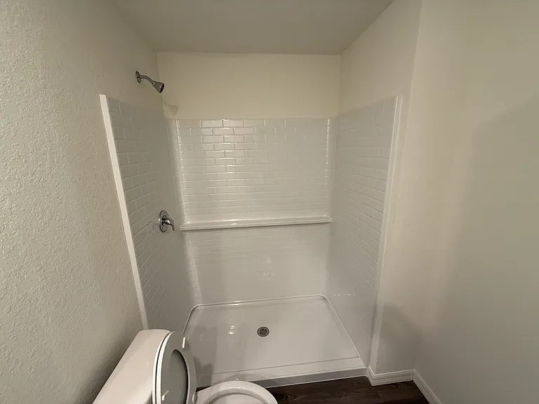 860 Friendship Cir — Photo 9
