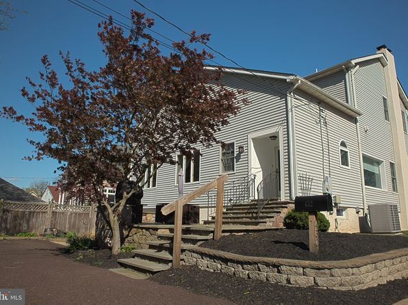 432 S 5th St, Perkasie, PA 18944