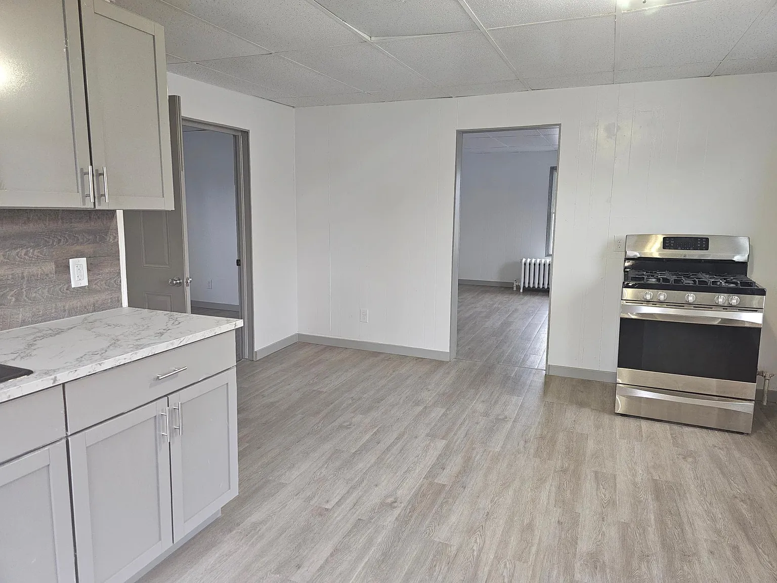 2 bed, 840 sqft, $1,245 — Photo 3