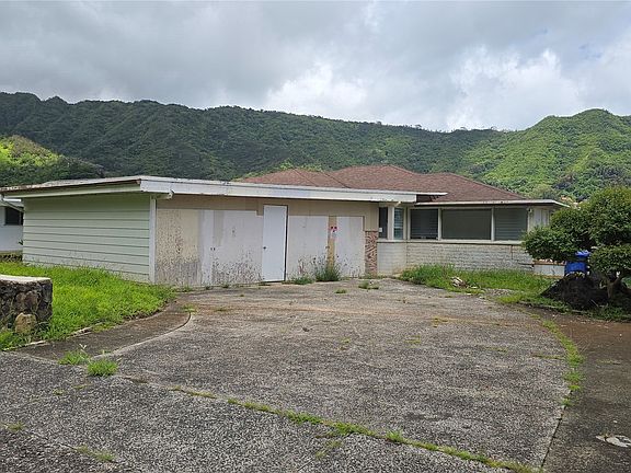 2nd image of 3343 Oahu Ave