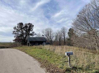 Porter Bridge Rd, Bloomington, WI 53804