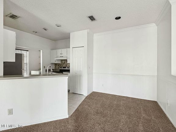 4th image of 10000 GATE Parkway #1225