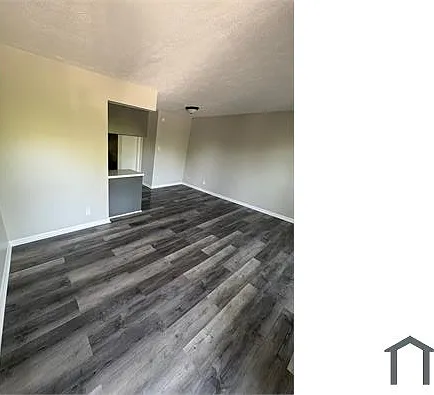 2021 Cambridge Dr — Photo 21
