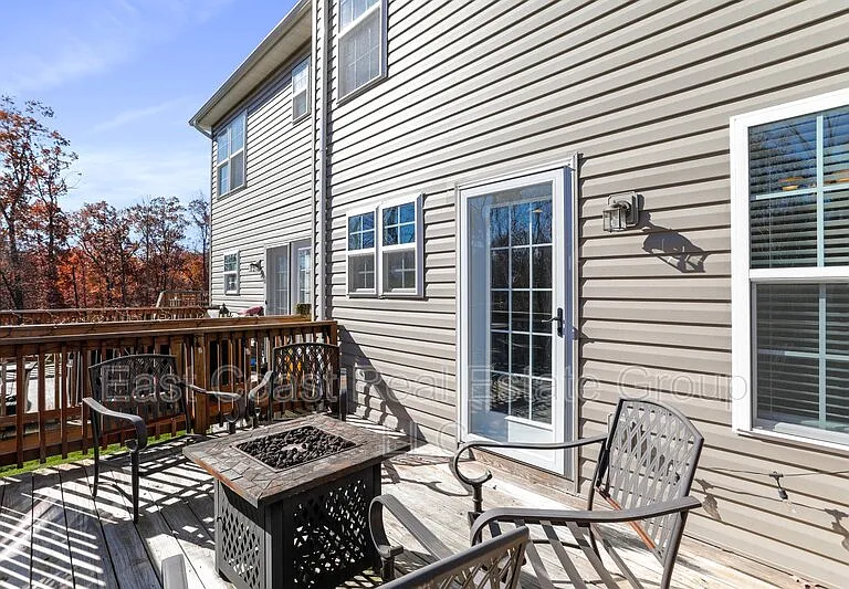 43 Savage Ct — Photo 25