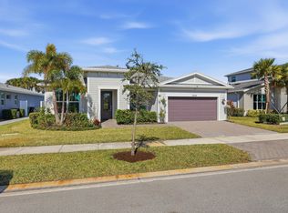 10718 SW Hensley Street, Port Saint Lucie, FL 34987