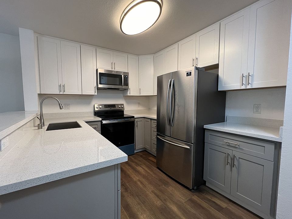 1st image of 39059 Guardino Dr APT 105