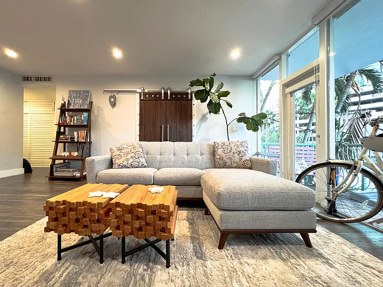 1408 Brickell Bay Dr #212 — Photo 8