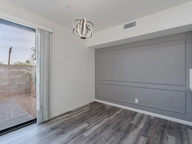 55 W Thomas Ln — Photo 41