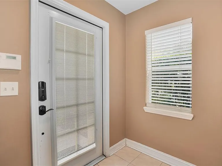 3102 Toscana Cir — Photo 2