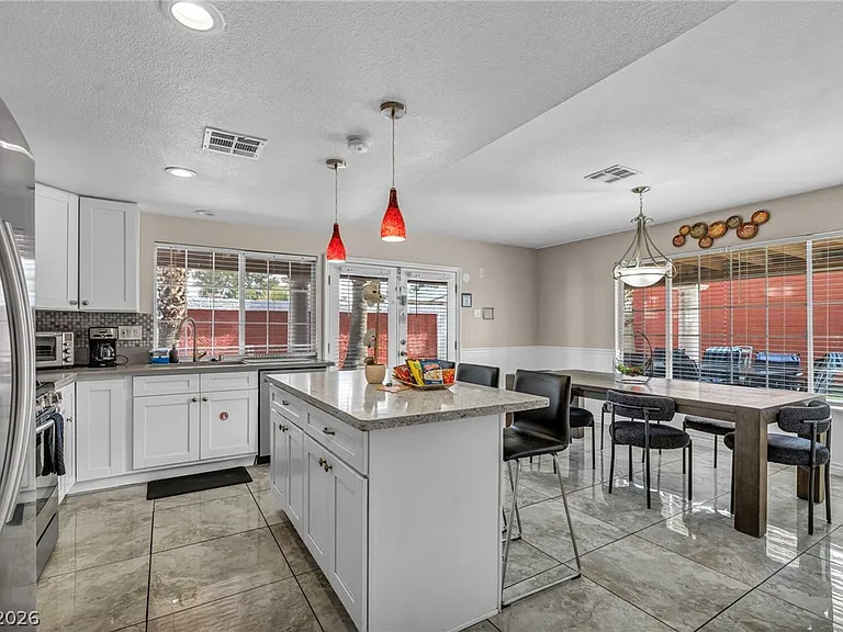 2269 McCoig Ave — Photo 9