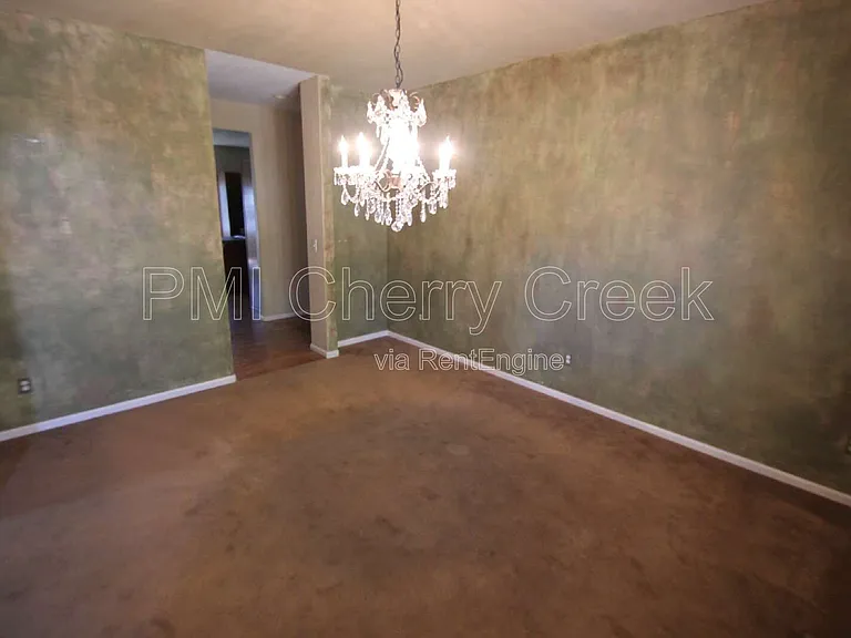 7489 Bur Oak Pl — Photo 26