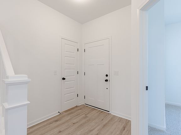 5th image of 5765 Arcade Blvd