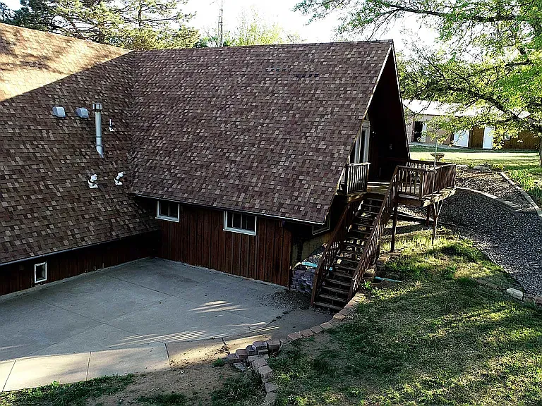 4 bed, 3658 sqft, $2,995 — Photo 3