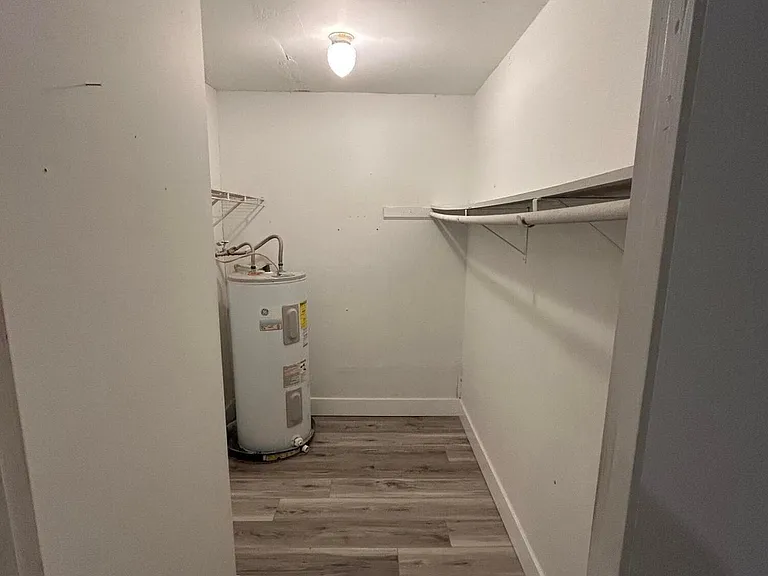 572 Highland Dr SW #8 — Photo 5