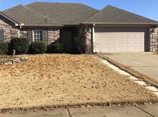 3308 Longmeadow Dr, Bryant, AR 72022