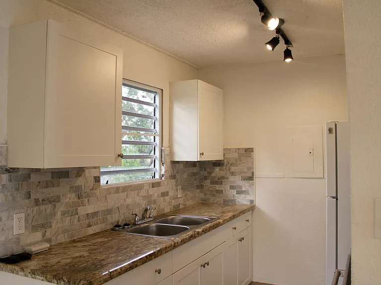 393 VI Corp Lands Pr — Photo 3