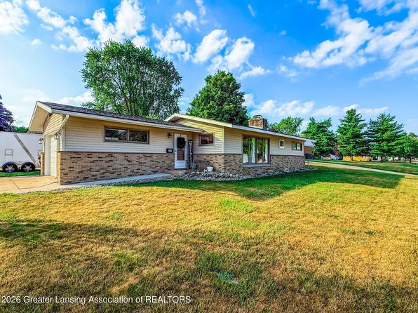 725 Kent St, Portland, MI 48875