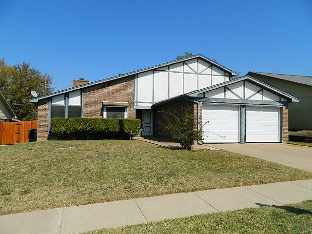 1st image of 7025 Woodway Dr