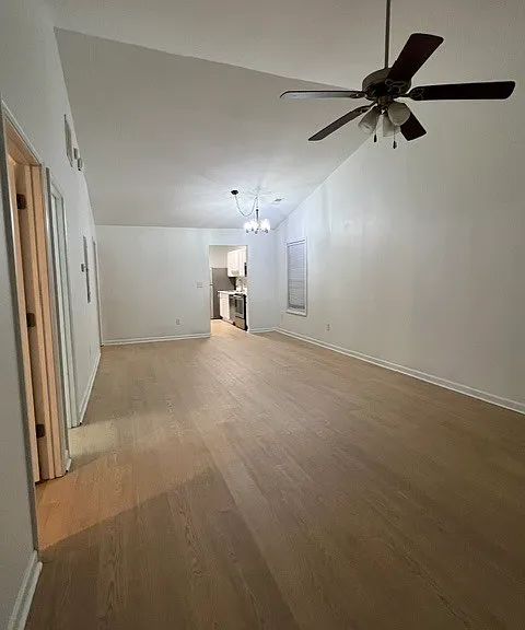 135 Harvest Ct — Photo 6