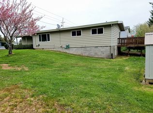 3021 Madrona St, North Bend, OR 97459
